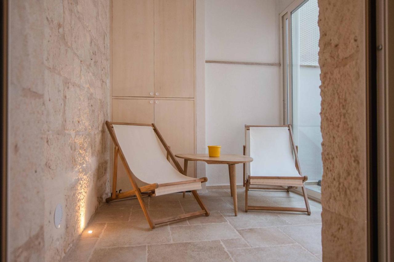 Le Bianche Suites オストゥーニ エクステリア 写真