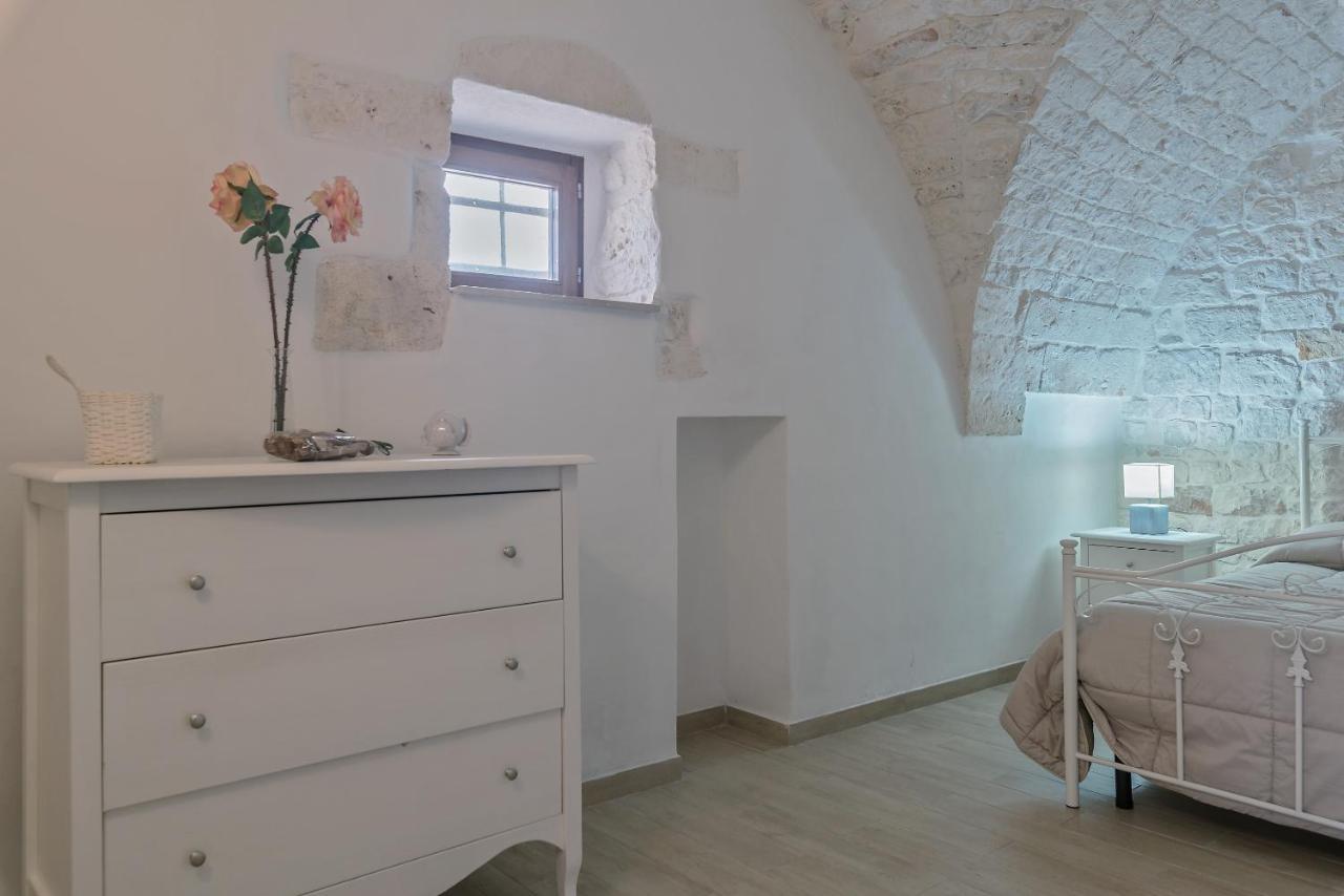Le Bianche Suites オストゥーニ エクステリア 写真