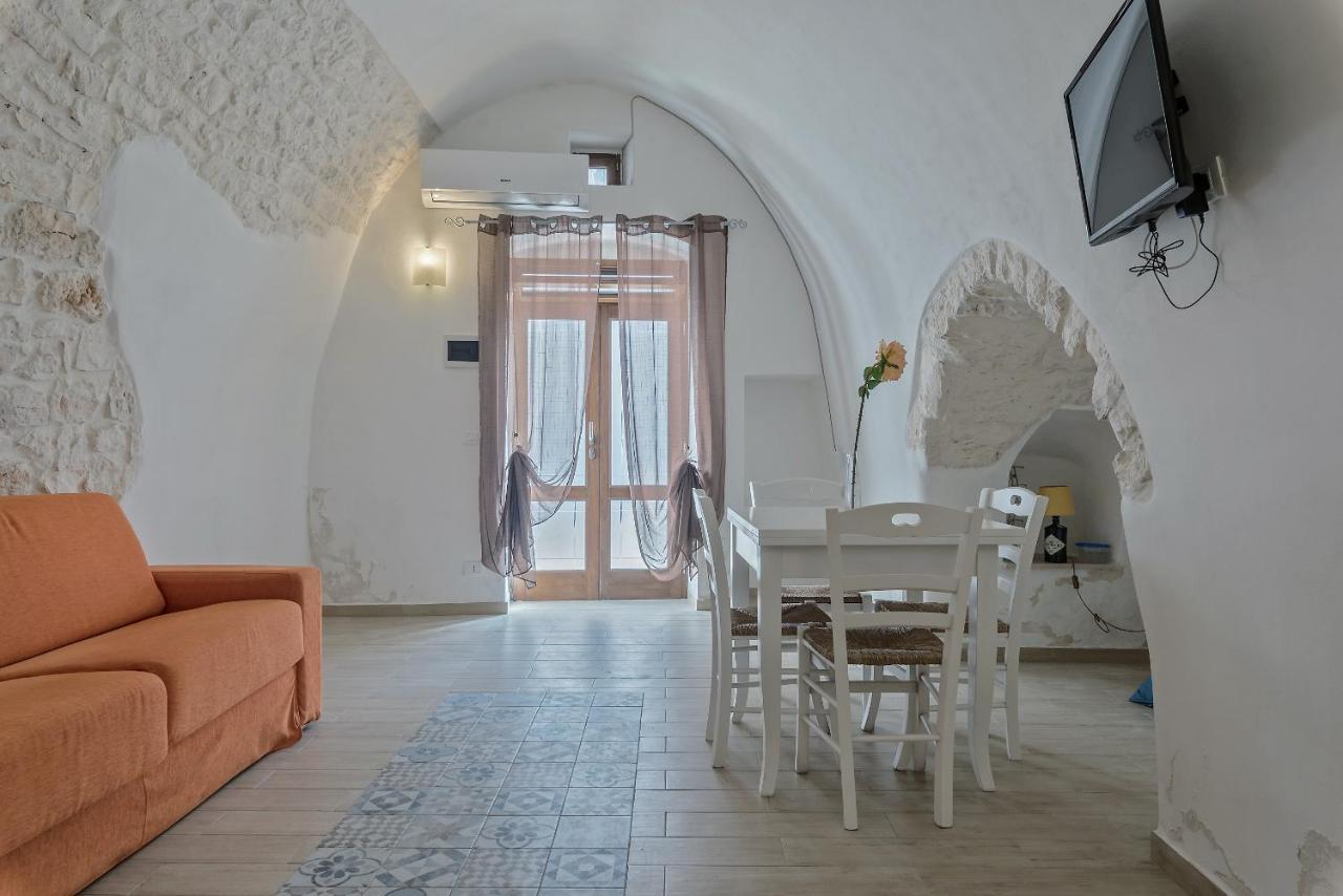 Le Bianche Suites オストゥーニ エクステリア 写真